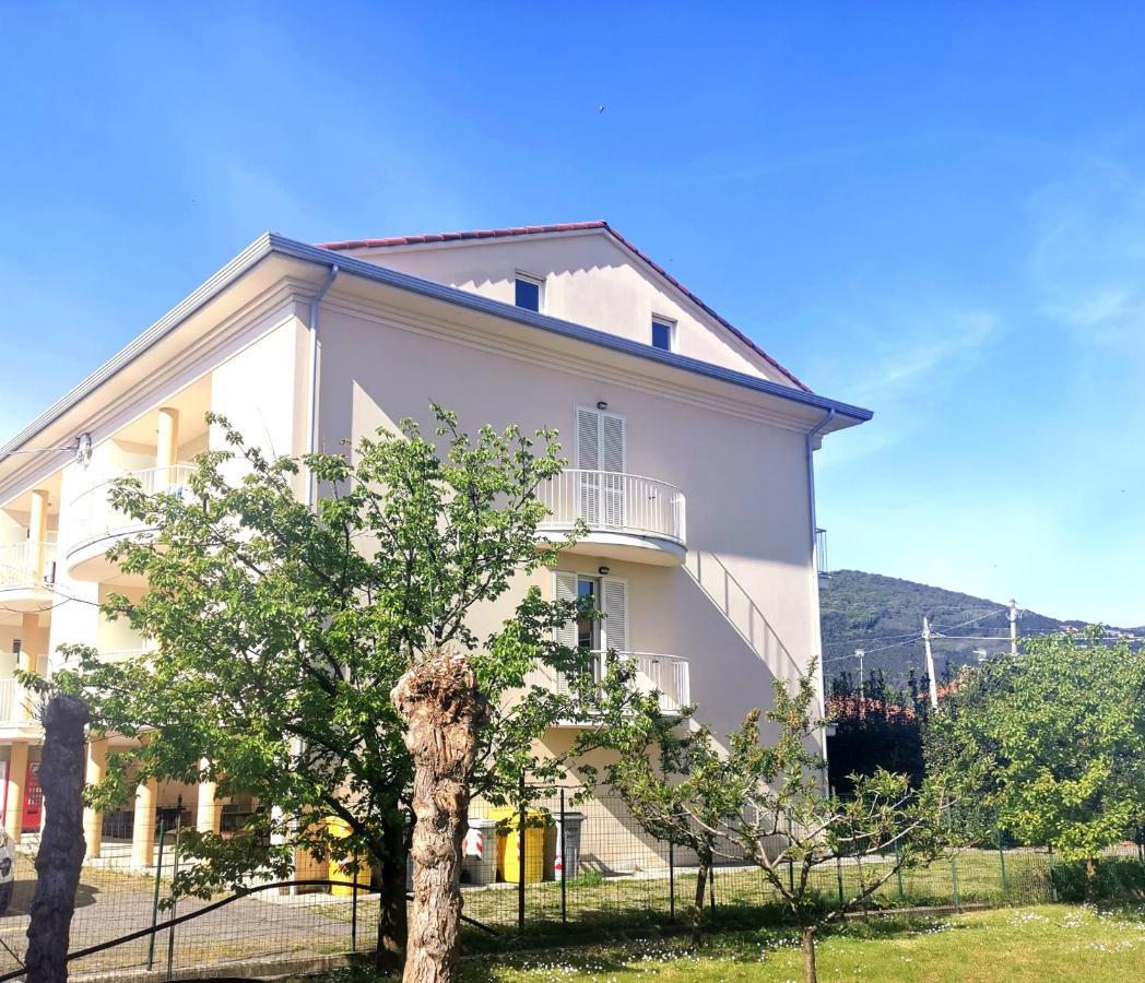Albachiara Inn Residence Apartments Ameglia Exterior photo